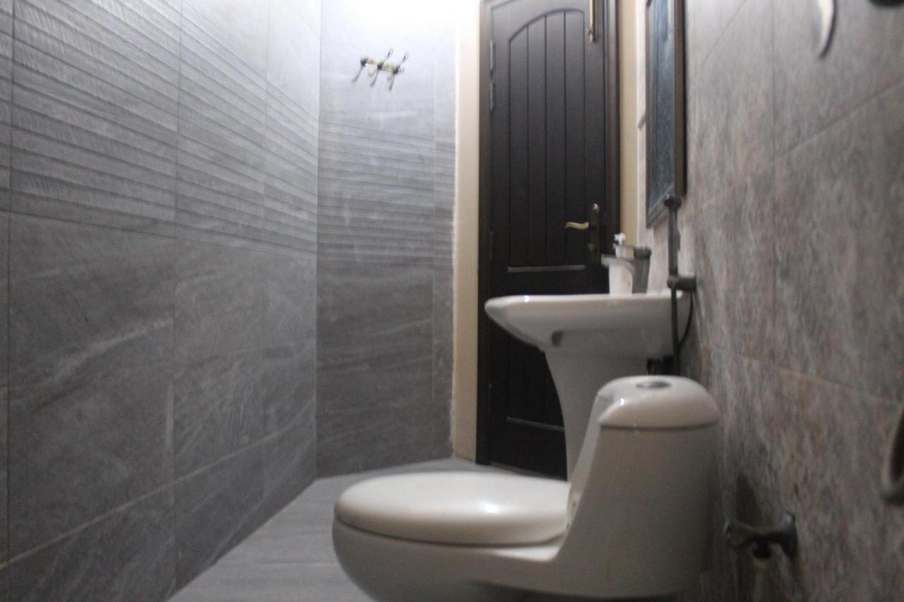 Hotel State Residency Бахавалпур Екстериор снимка